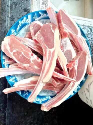 Click to view full screen Inner Mongolian Baby Lamb Tomahawks 3KG photo review